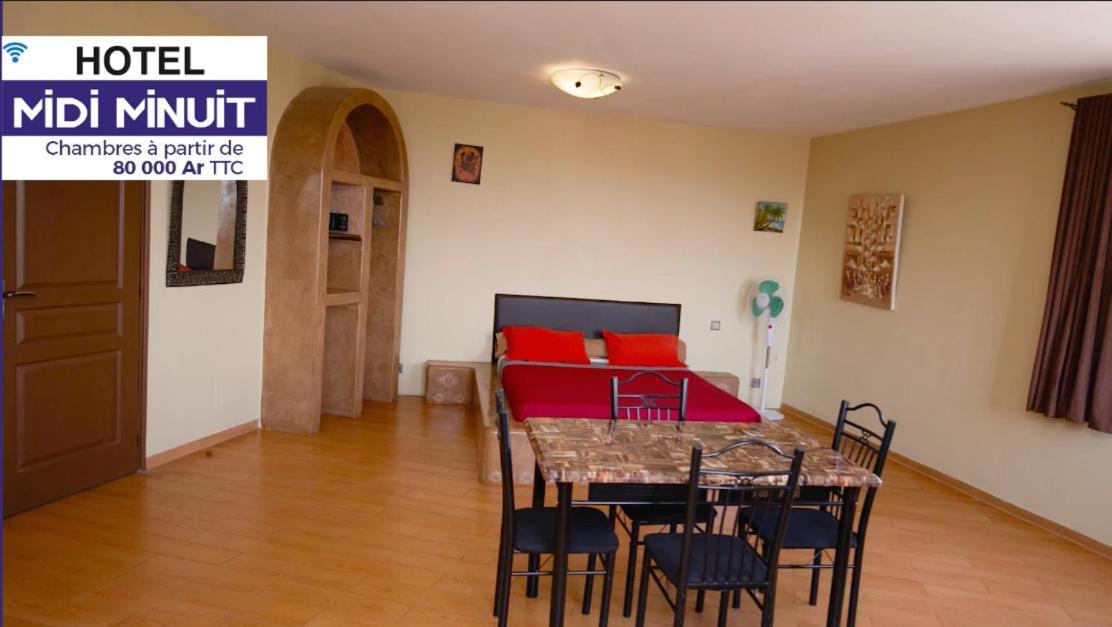 Midi Minuit Hotel Antananarivo Exterior foto